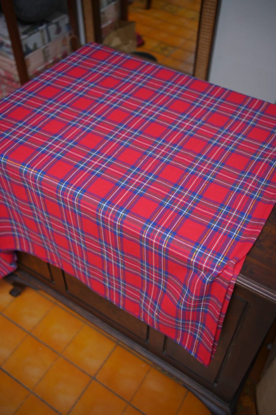 Xmas Table cloths