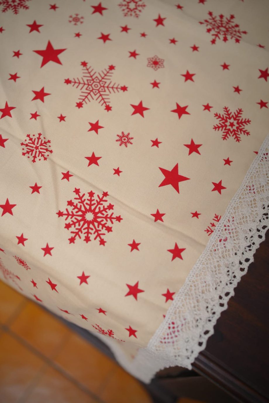 Xmas Table cloths