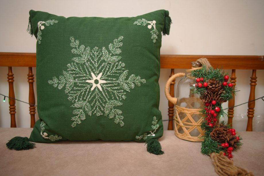 Xmas cushion with cushion covers