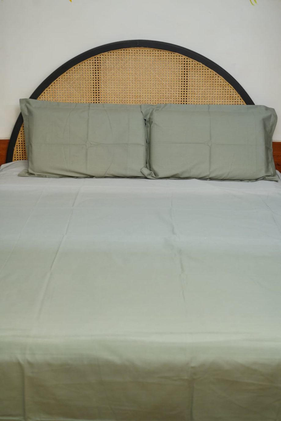 Solid king size bedsheet