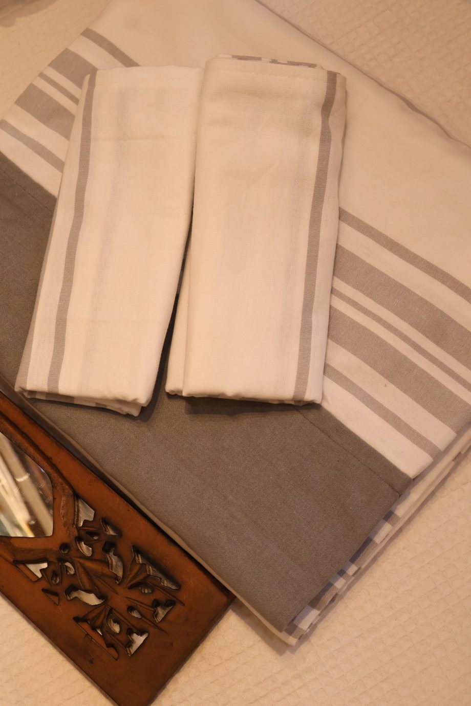 Queen :Handloom Cotton bedsheets