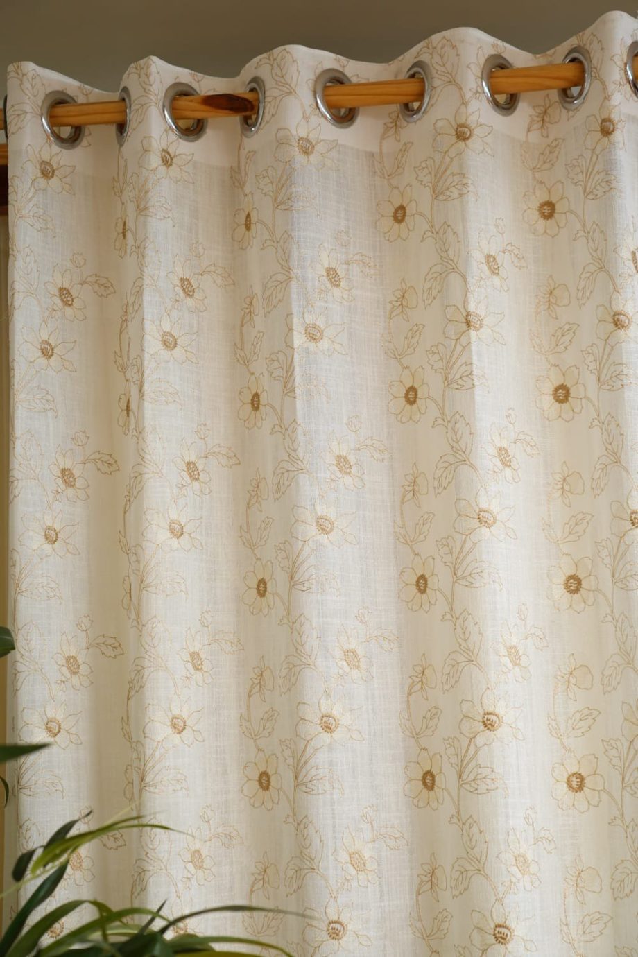 Embroidery sheer curtains