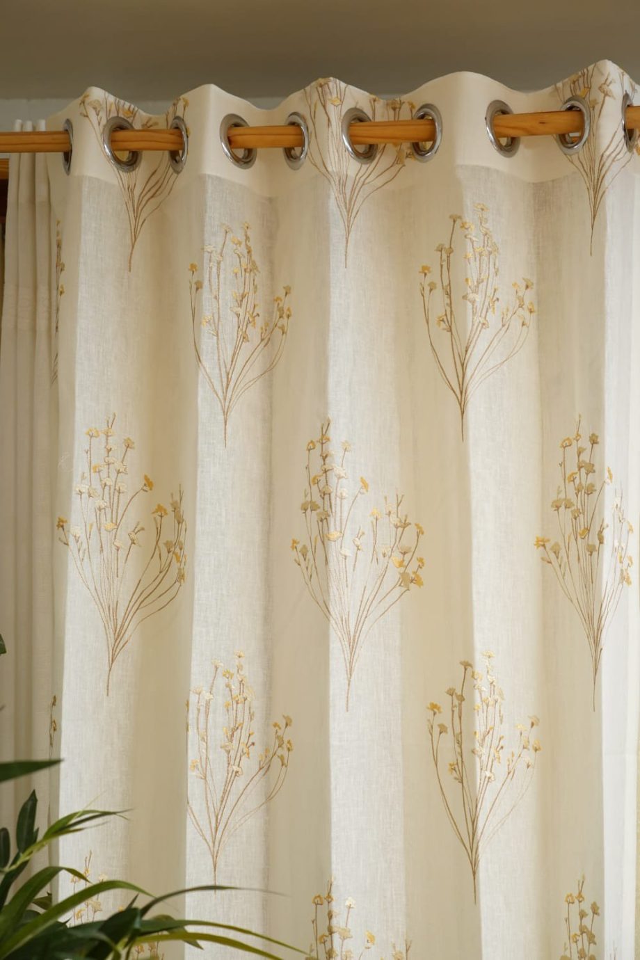 Embroidery sheer curtains