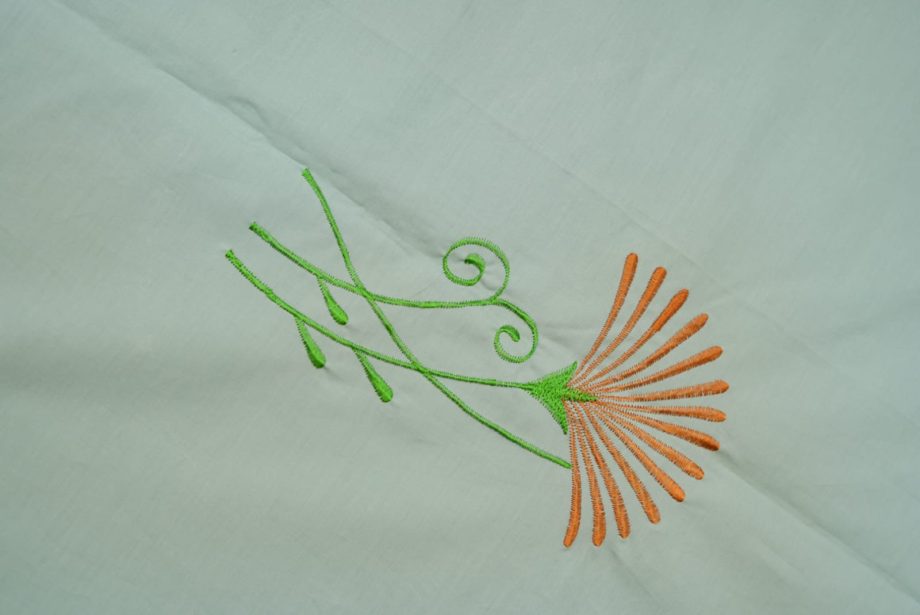 King machine embroidery bedsheet