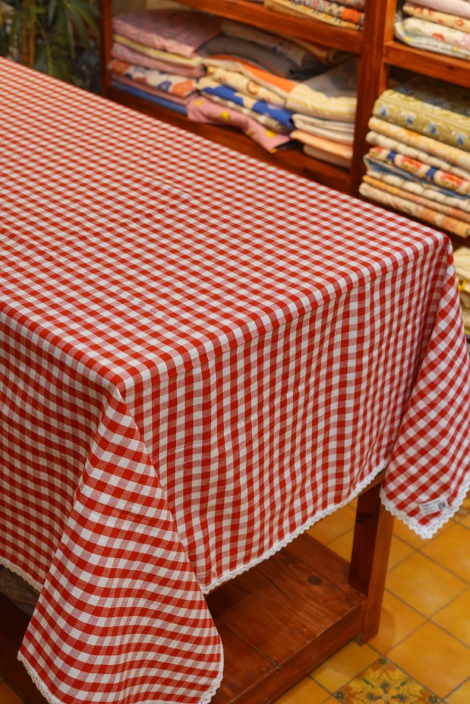 6 seater table cloth