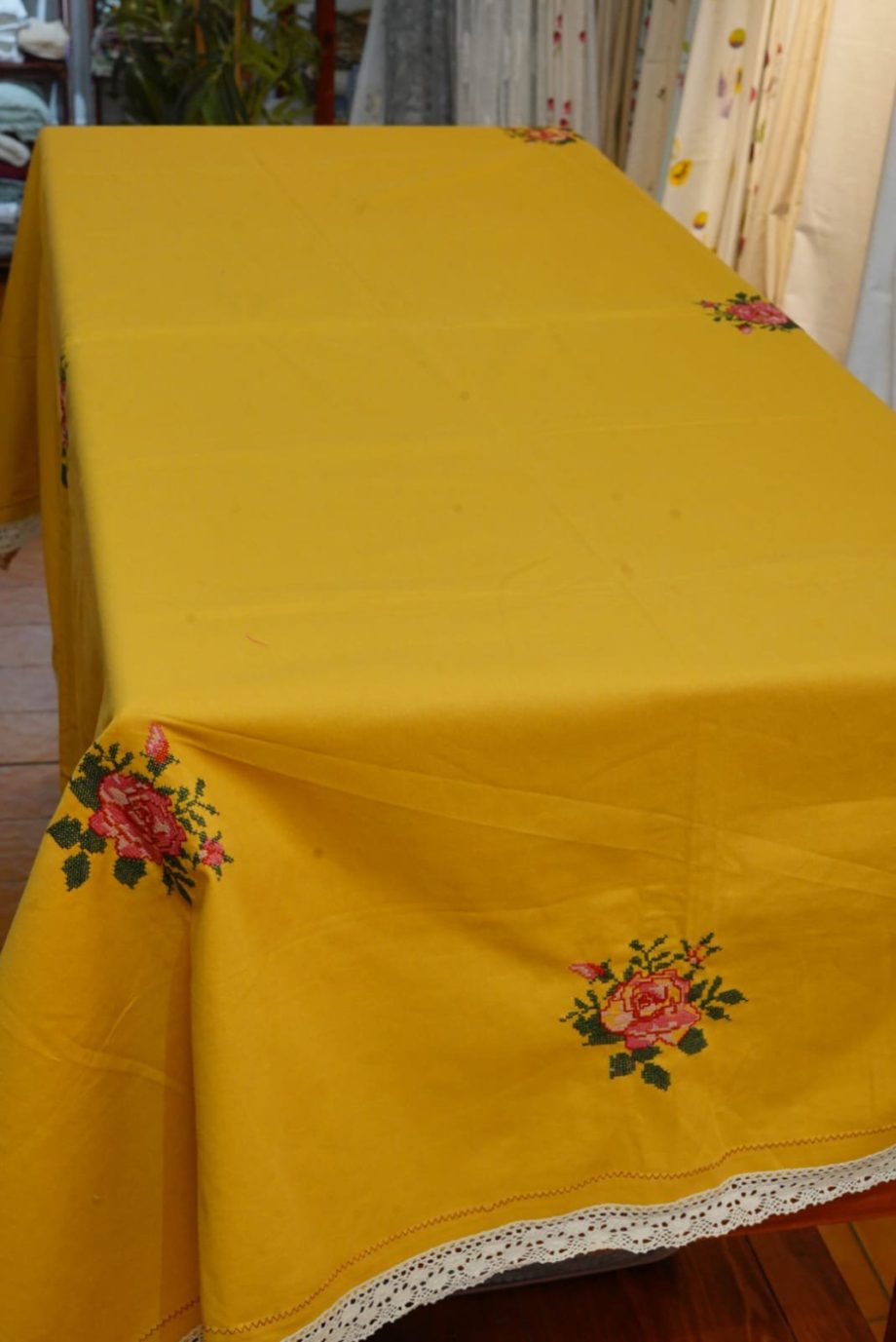 6 seater table cloth